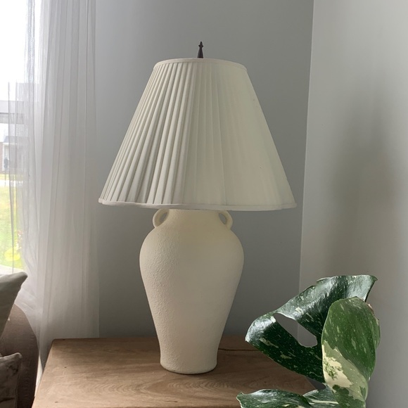 table lamp Other - Table lamp with handles traditional classic elegant off white ceramic